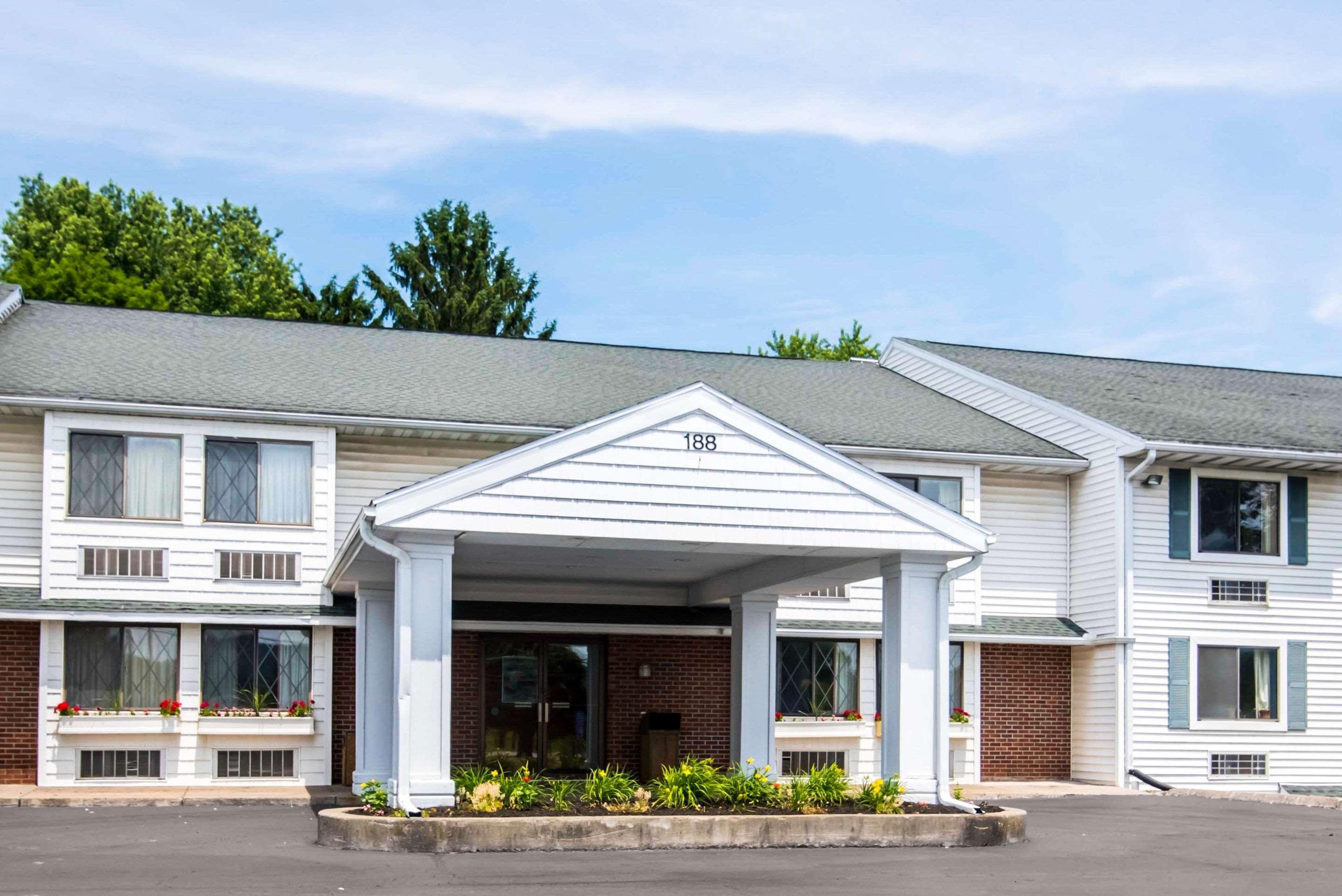 Quality Inn Cortland - University Area Экстерьер фото