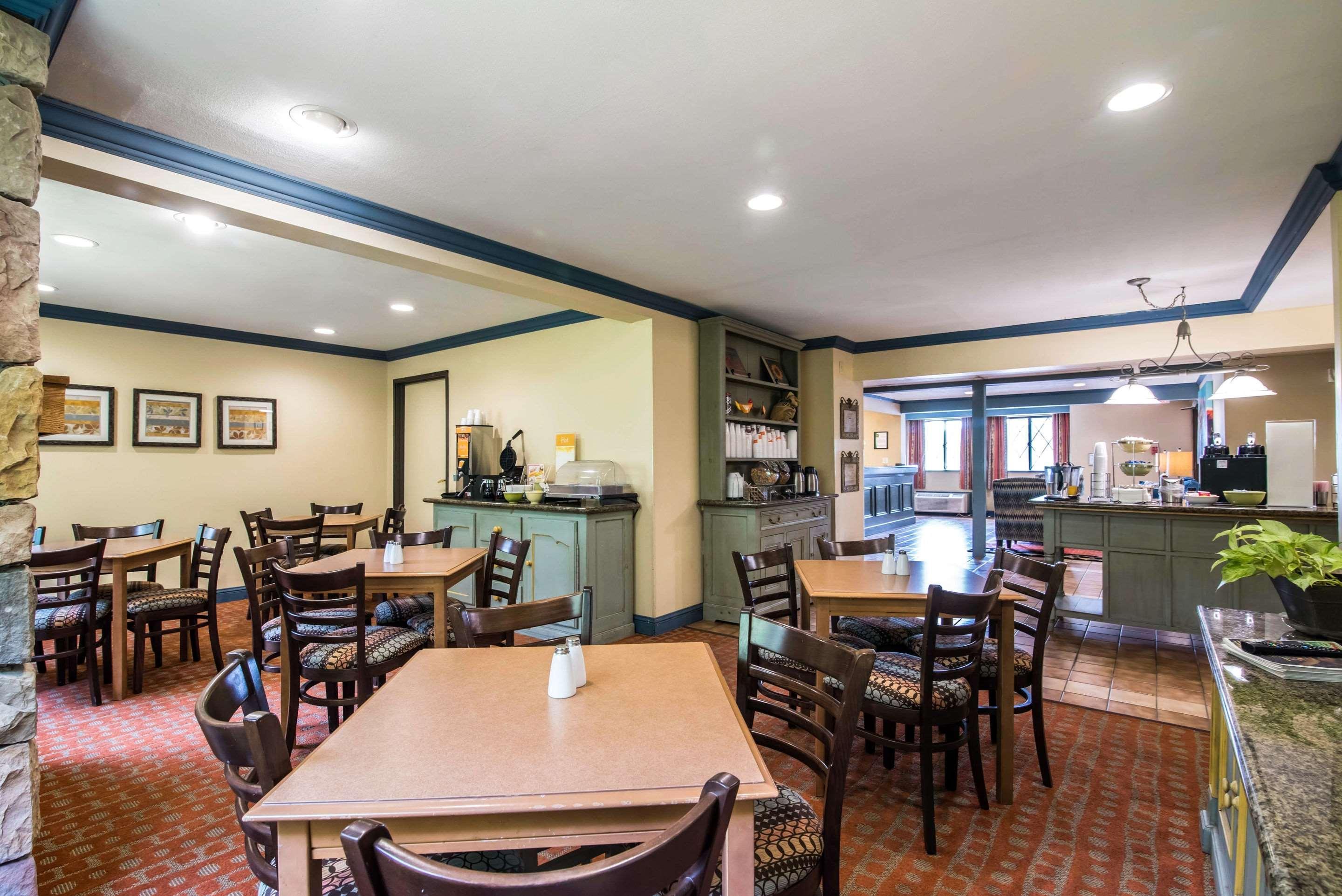 Quality Inn Cortland - University Area Экстерьер фото